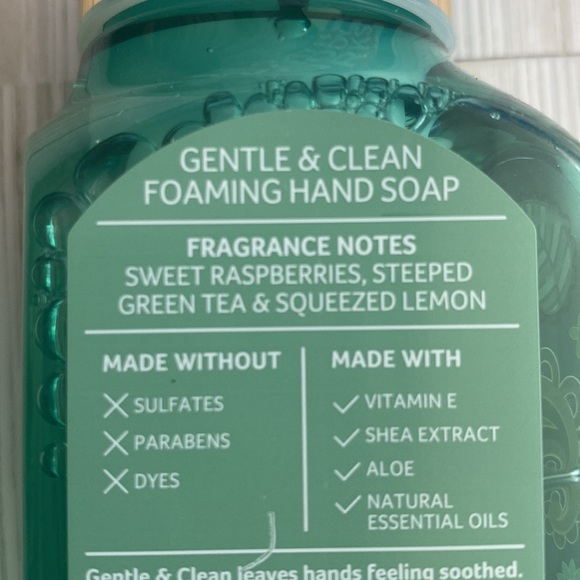 RASPBERRY GREEN TEA Foaming Hand Soap - Picture 2 of 2